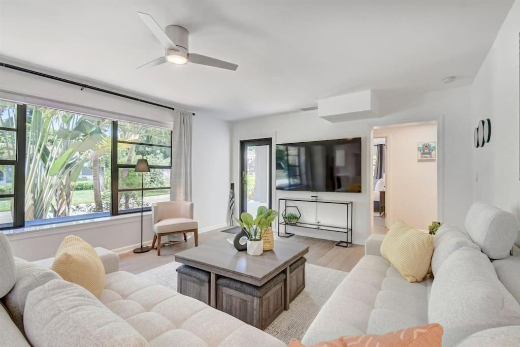 Paradise Palms House เดลเรย์บีช ภายนอก รูปภาพ